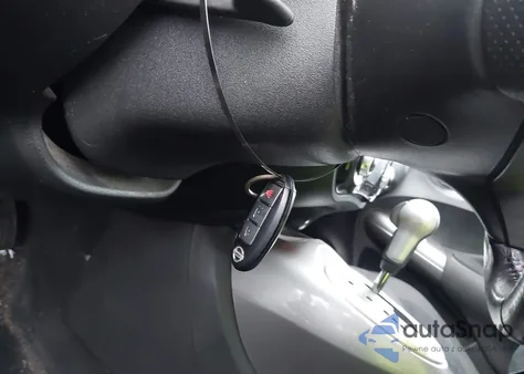 2013 Nissan Juke Sv z USA, uszkodzony, nr VIN JN8AF5MV0DT231141